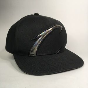 Mitchell & Ness SNAPBACK Hat Cap NBA Cleveland Cavaliers IRIDESCENT SNAKE SKIN